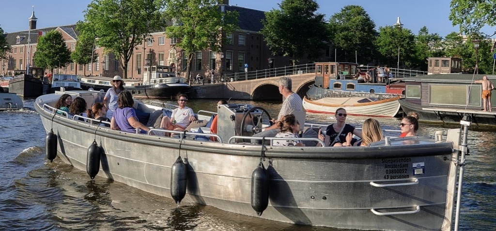 Louer un bateau avec skipper Amsterdam